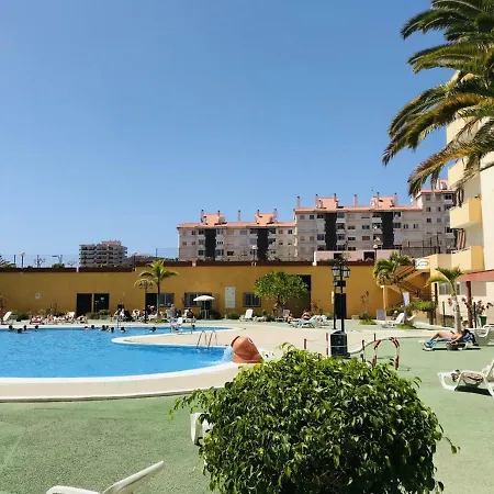 Апартаменты Zio Carlo Tenerife Holiday